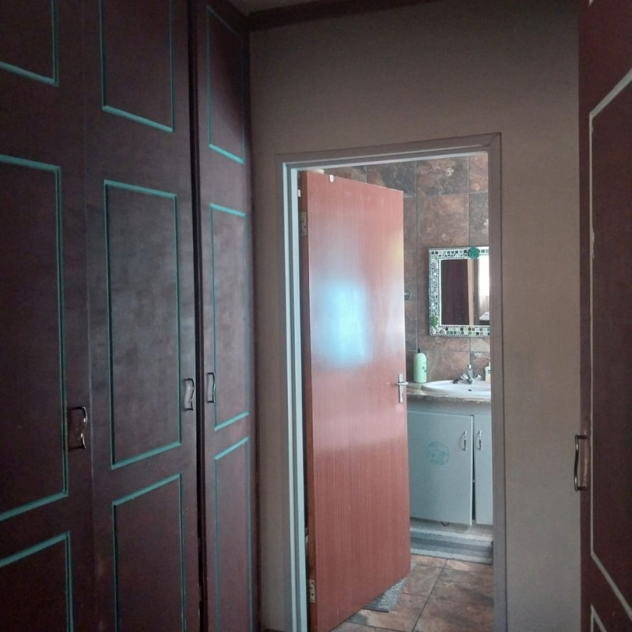 4 Bedroom Property for Sale in El Toro Park Northern Cape